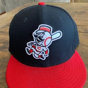Cincinnati Reds old school new era hat